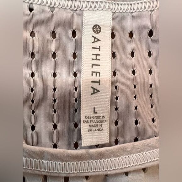 Athleta Perforated Racerback Workout Tank Light Gray Breathable Lightweight XL - Picture 4 of 8